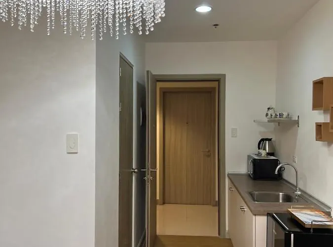 アパートホテル Grace Residences By Don Julio マニラ市